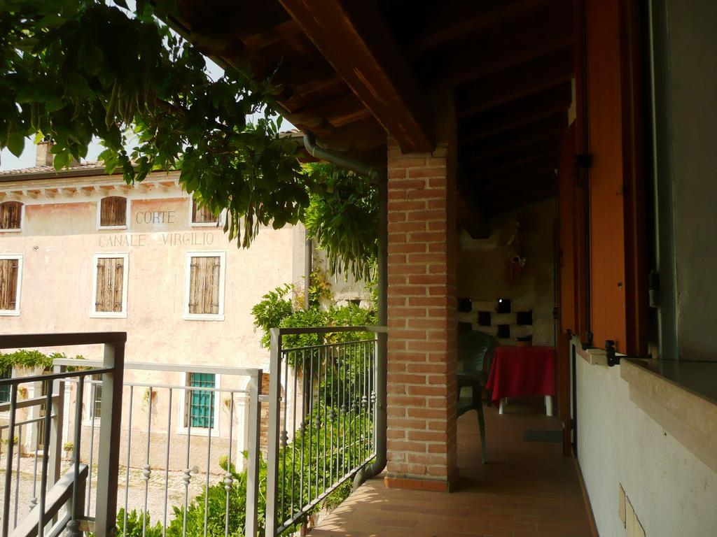 Corte Canale Virgilio Hotel Volta Mantovana Exterior photo
